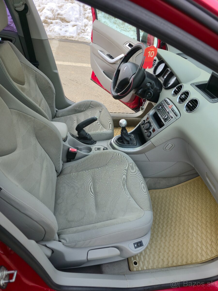 Peugeot 308 1.6 benzín 110KW - 11