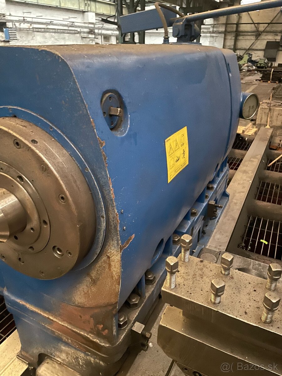 Těžký soustruh SIU250 točná délka 9metrů - 11