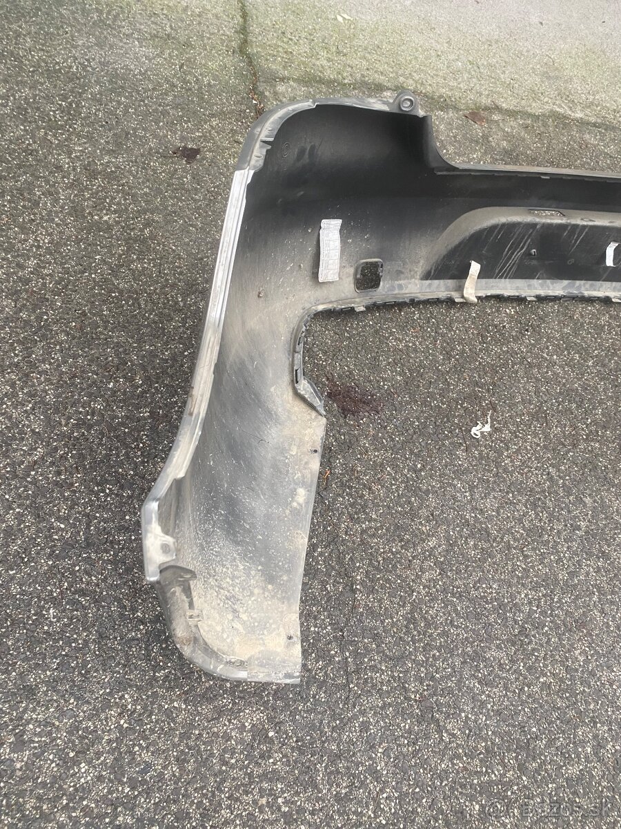 Škoda Superb 2 zadny naraznik - 11