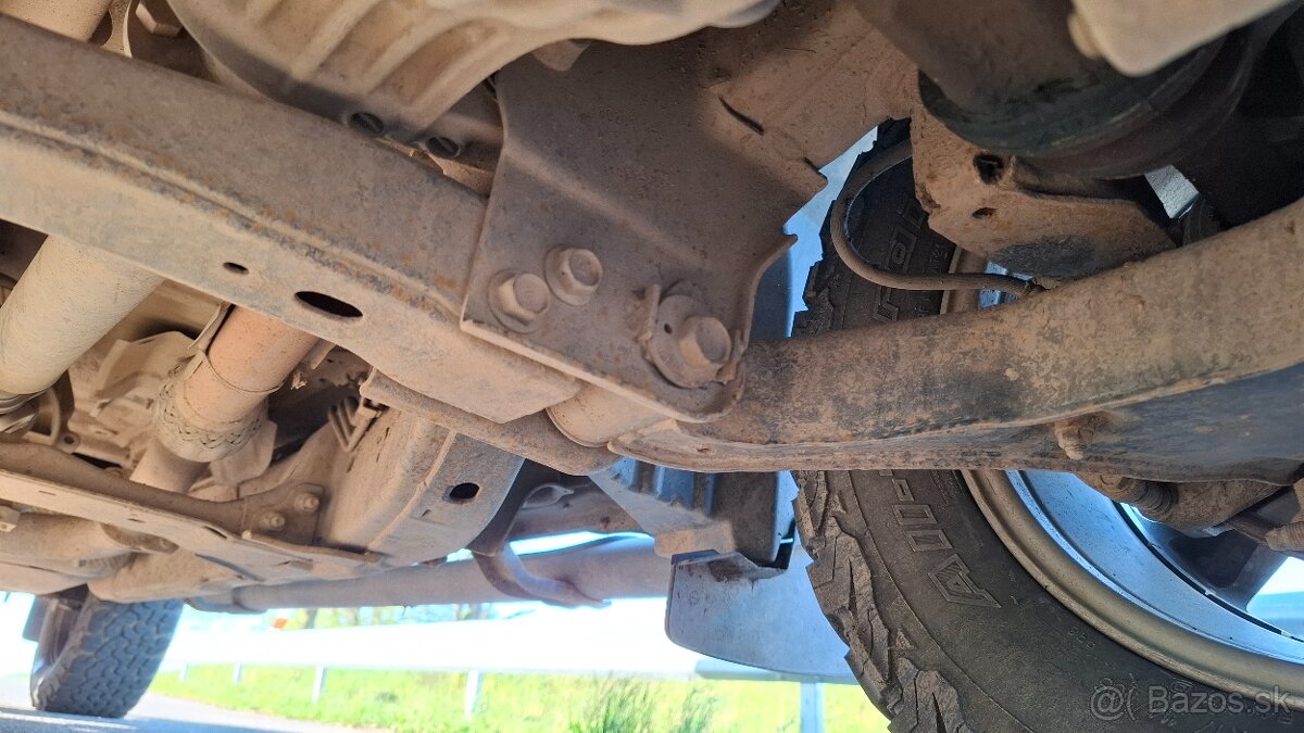 Navara D40 4x4 2009 - 11