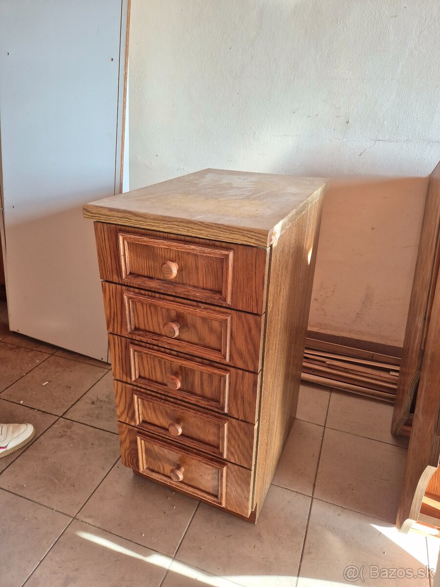 Kuchynská linka + funkčný sporák - 11