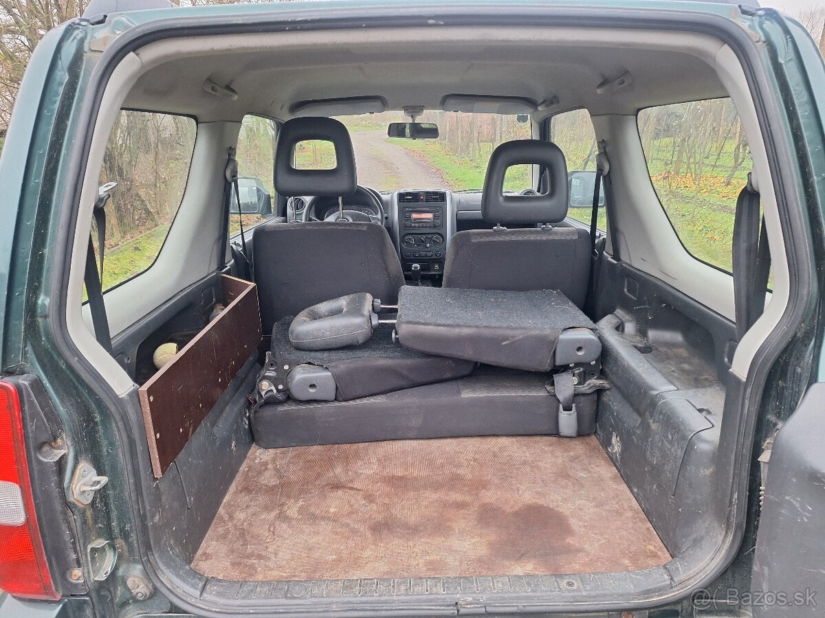 SUZUKI JIMNY 1,3 BENZIN 4X4 ŤAŽNÉ - 11