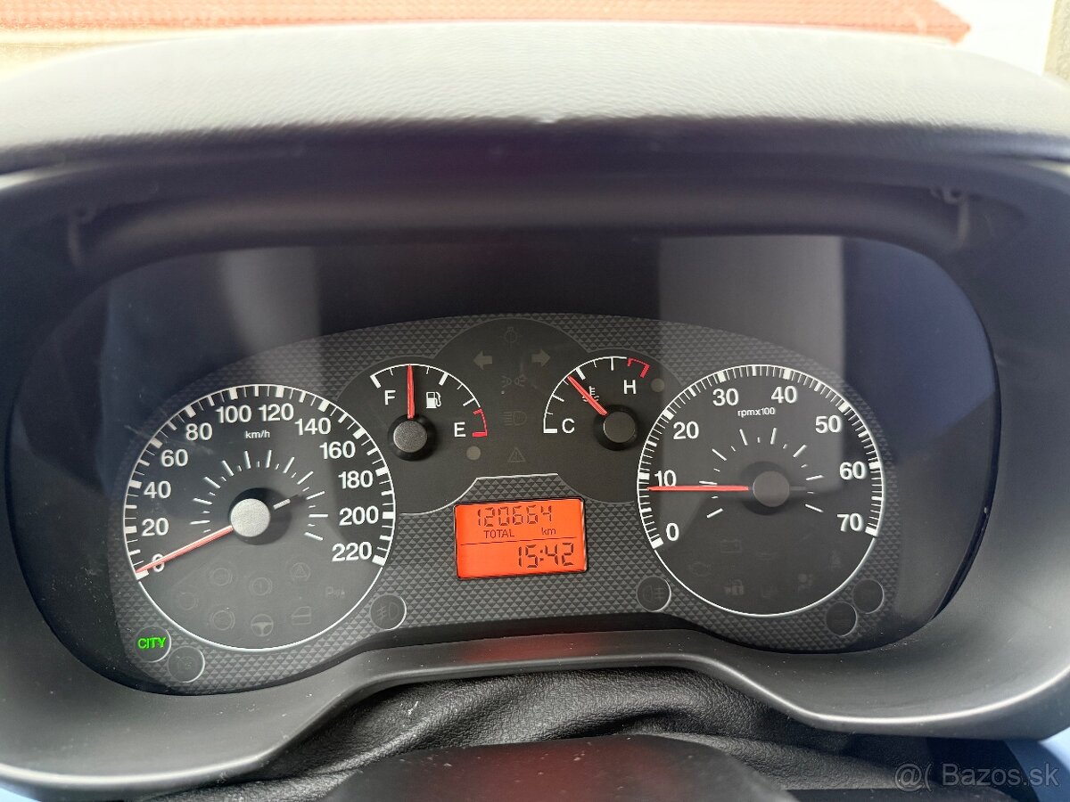 FIAT PUNTO 1.2i 4-valec, 5-dv. 2007 - 11