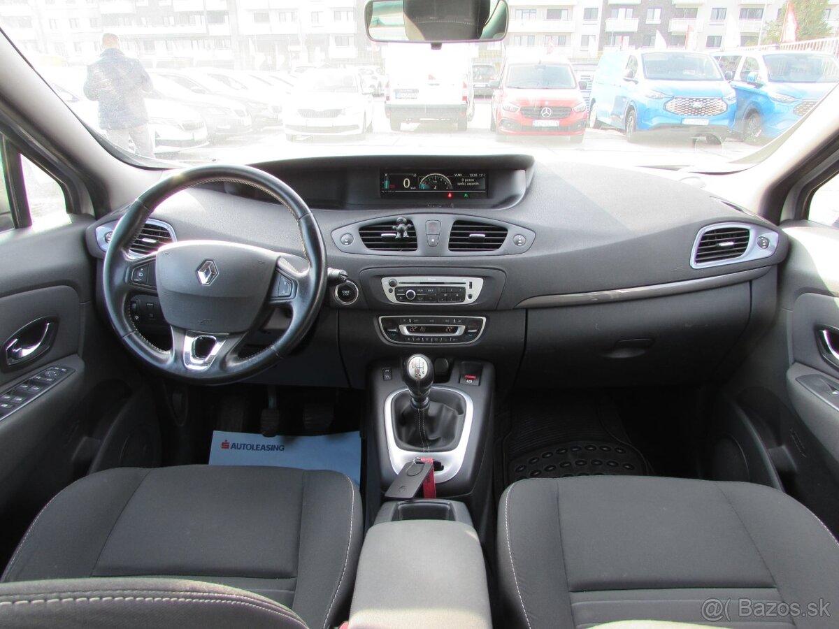 Renault Mégane Scénic dCi 130 INTENS - Nové brzdy + olejový - 11