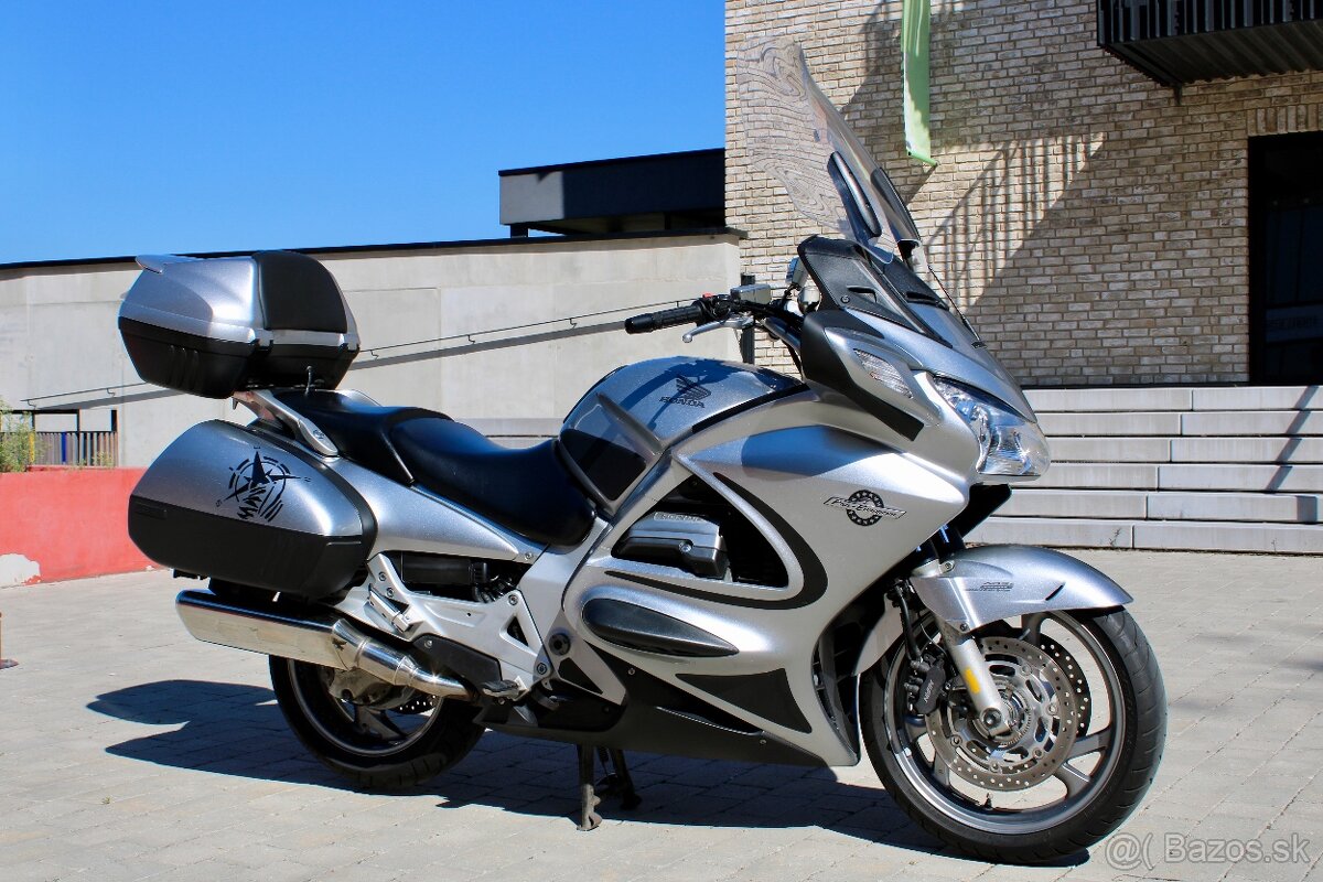 Honda ST 1300 Pan European - 11