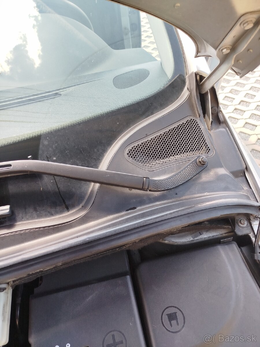 Peugeot 307 sw 1.6 hdi 80kw r.v2005 - 11