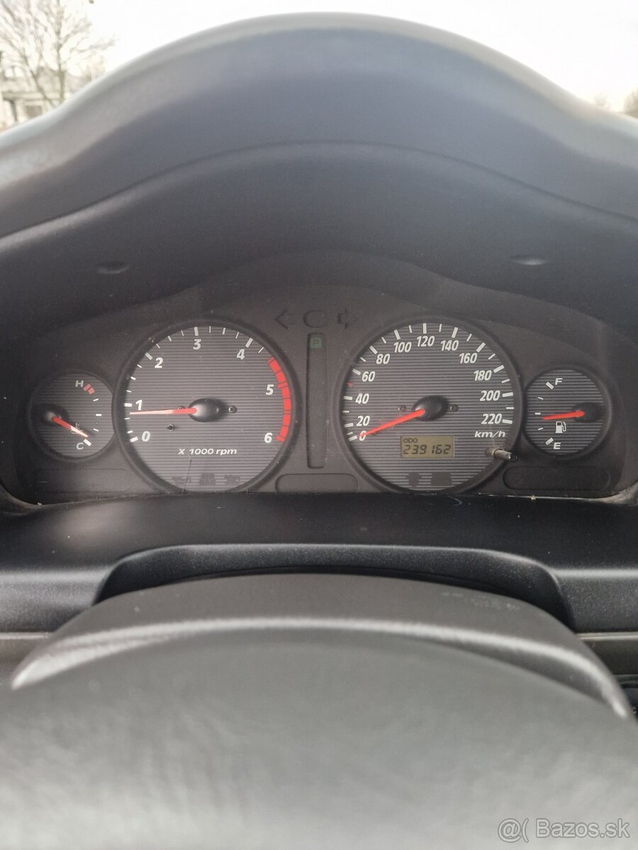 Predám Hyundai Santa fe - 11