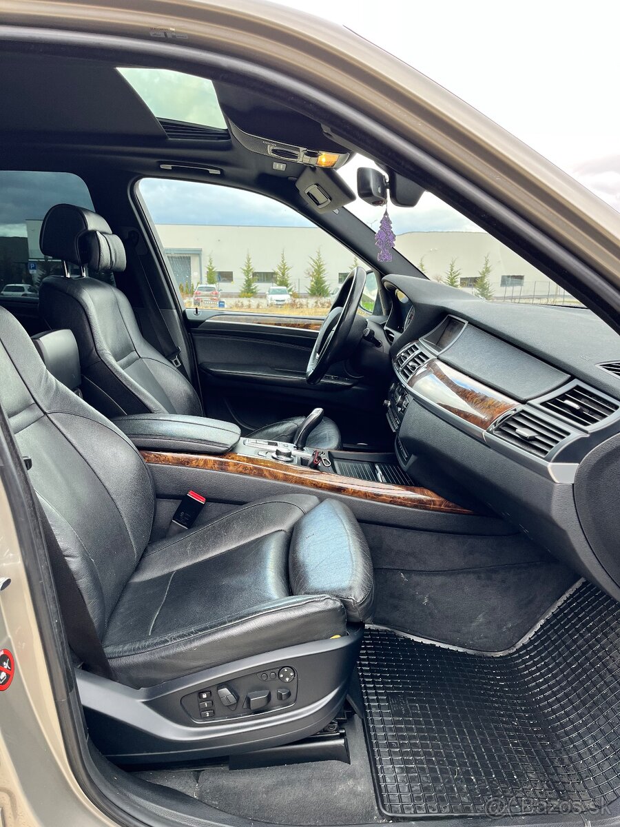 BMW X5 e70 3.0d xdrive - 11