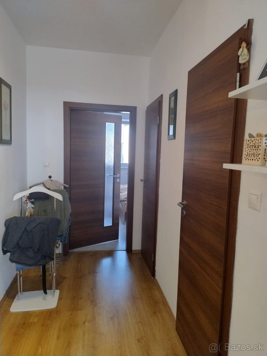 SENEC – NA PREDAJ moderný veľkometrážny 2 izbový byt s loggi - 11