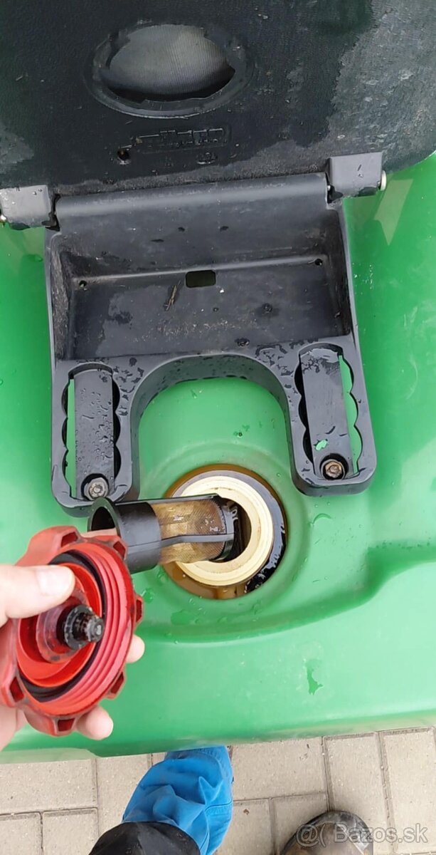 Traktorová kosačka - 11