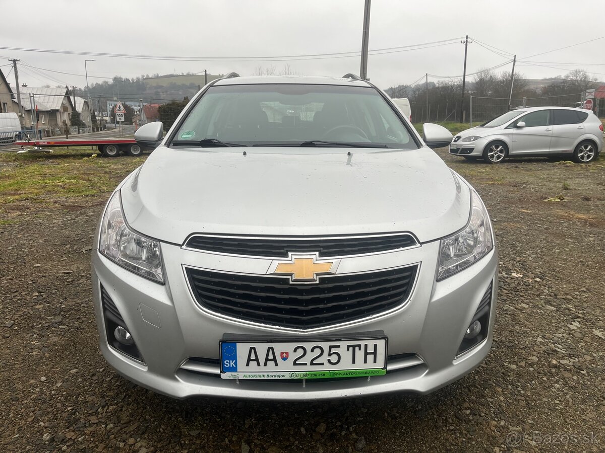 Chevrolet Cruz ST 2.0 diesel 120kw A/T prevodovka 185 000 km - 11
