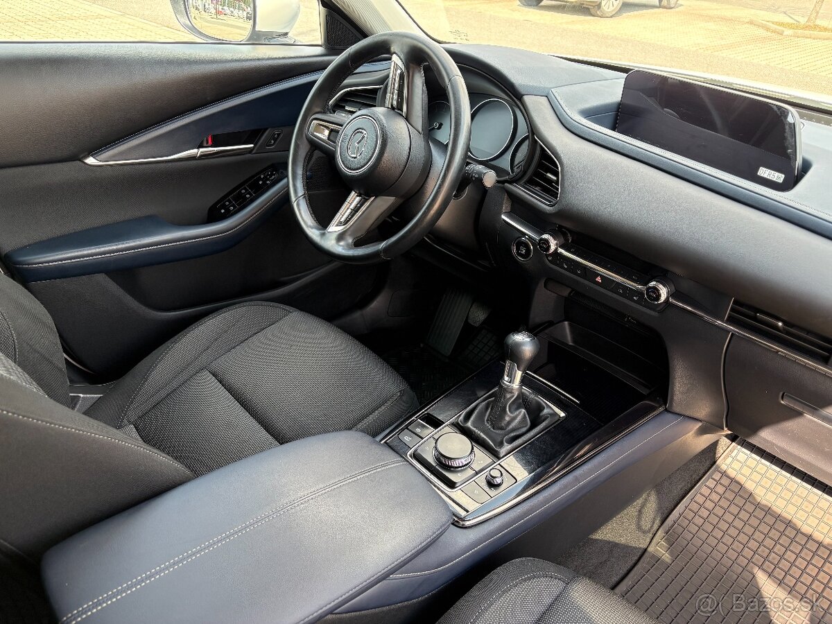 Mazda CX-30 2.0 Skyactiv-G M Hybrid, biela - 11