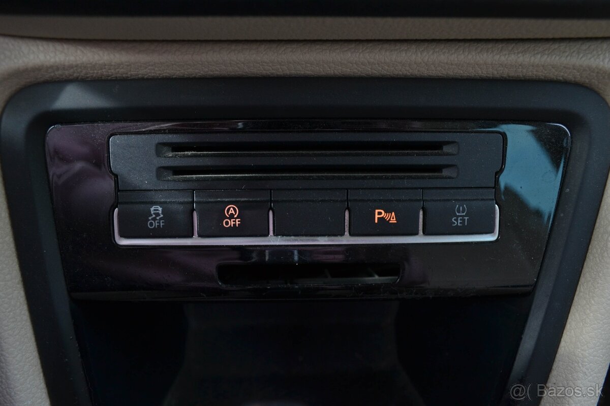 Volkswagen Sharan 2.0 TDi - 11