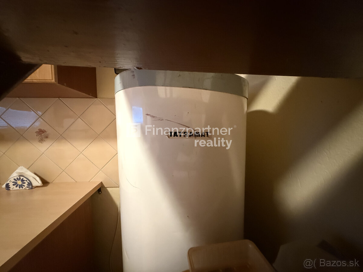 Poschodová chata s pozemkom 689 m², Chľaba, Štúrovo - 11