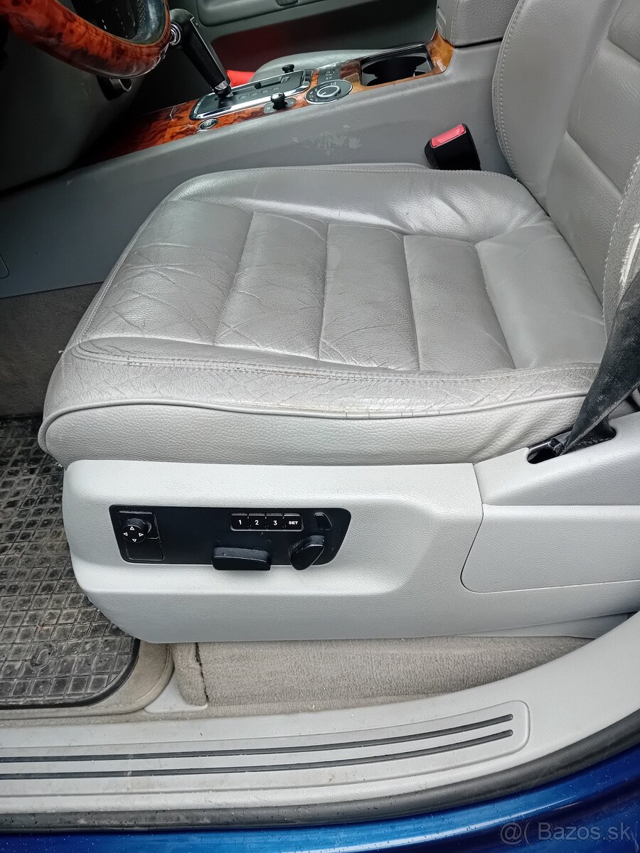 Predám volkswagen tuareg 3.0tdi v6 - 11