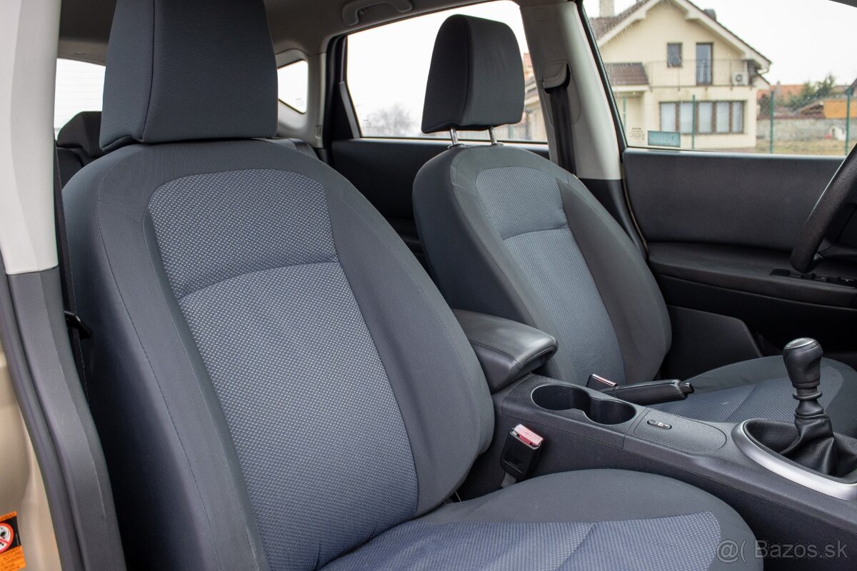 Nissan Qashqai 1.5 dCi - 11