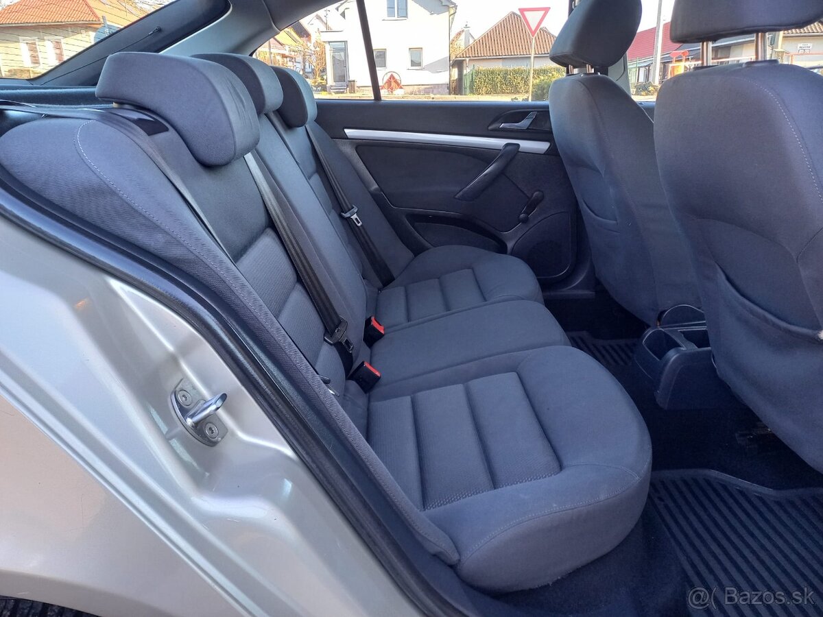 Škoda Octavia 2 1.6 MPi,75Kw(102Ps),ELEGANCE - 11