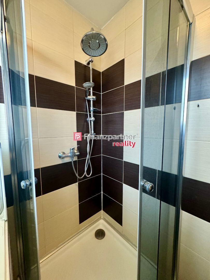 Na predaj prerobený 3-izbový byt v tichej lokalite - 11