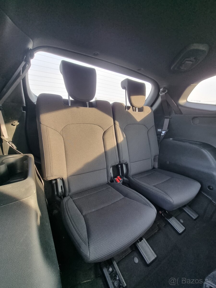 Kia Carens 1.7 CRDi EX 7m za 5.990 € - 11