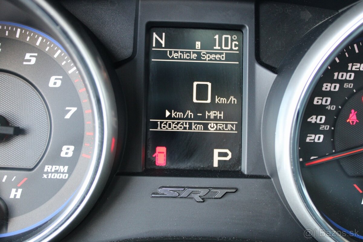 Jeep Grand Cherokee 6.4 V8 HEMI SRT - 11