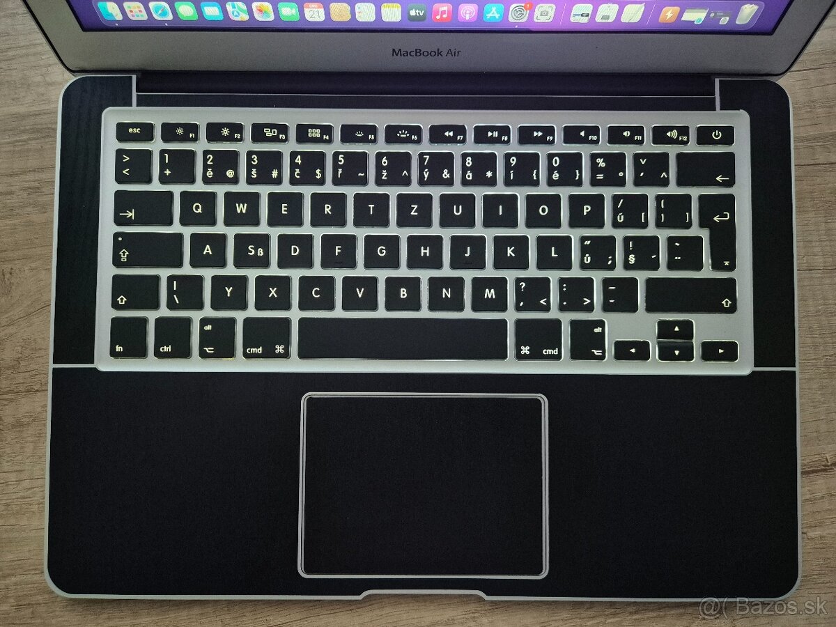 MacBook Air (13-inch, 2015) /Intel Core i5/4GB RAM/128GB SSD - 11