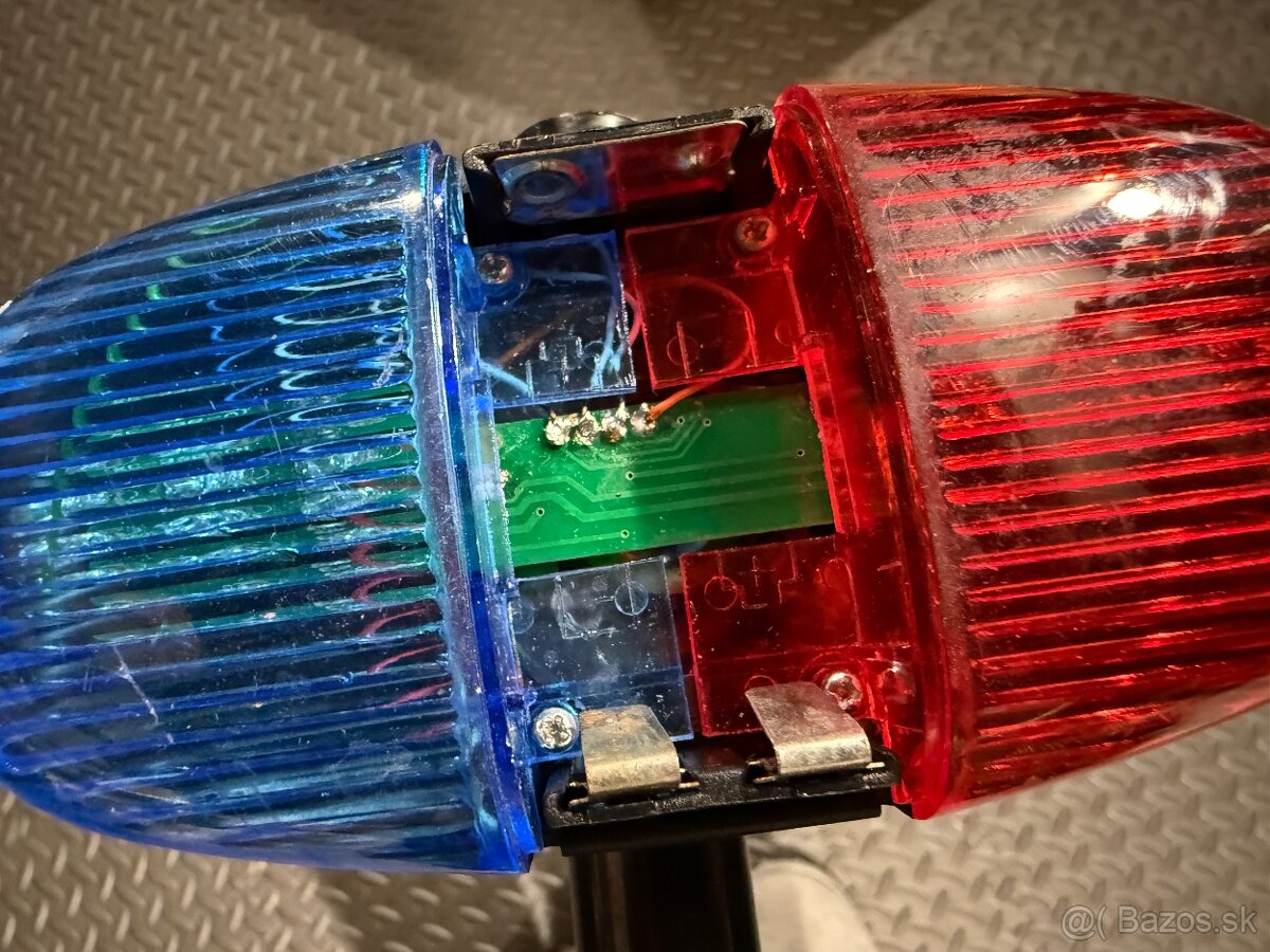 Odrazadlo Yedoo OneToo s policajnou sirenou - 11