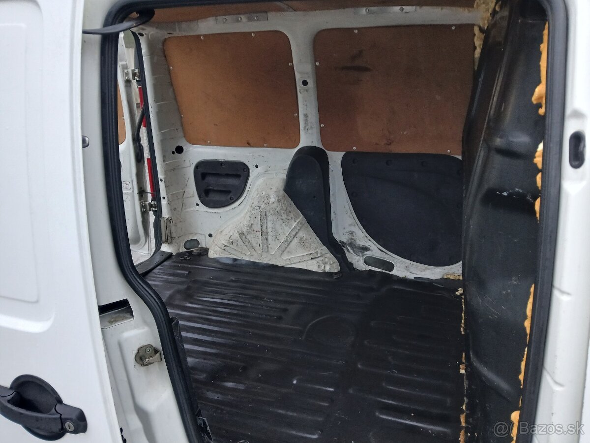 Fiat Doblo 1.9jtd cargo 77kw model 2009 - 11