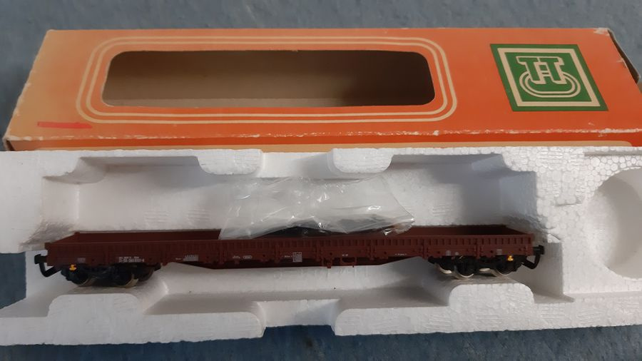 Vláčiky - vozeň Res TT - 11