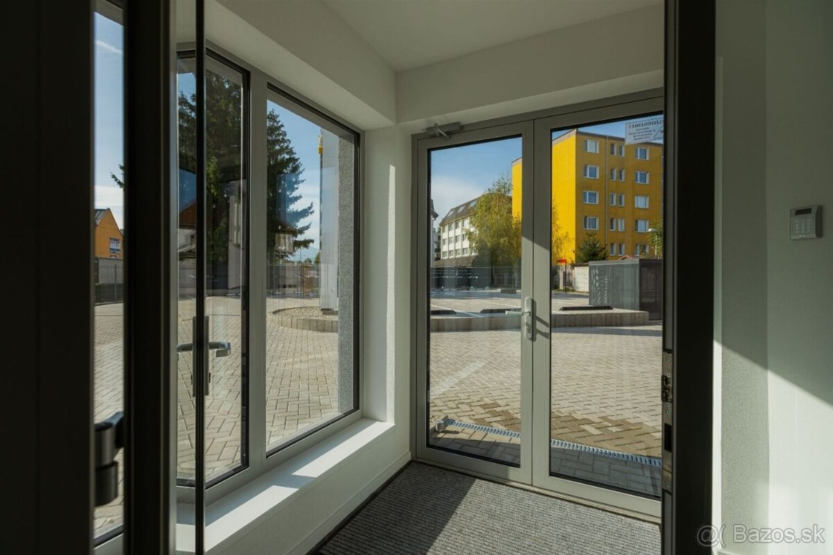 Moderná kancelária v Dolnom Kubíne na prenájom - 11