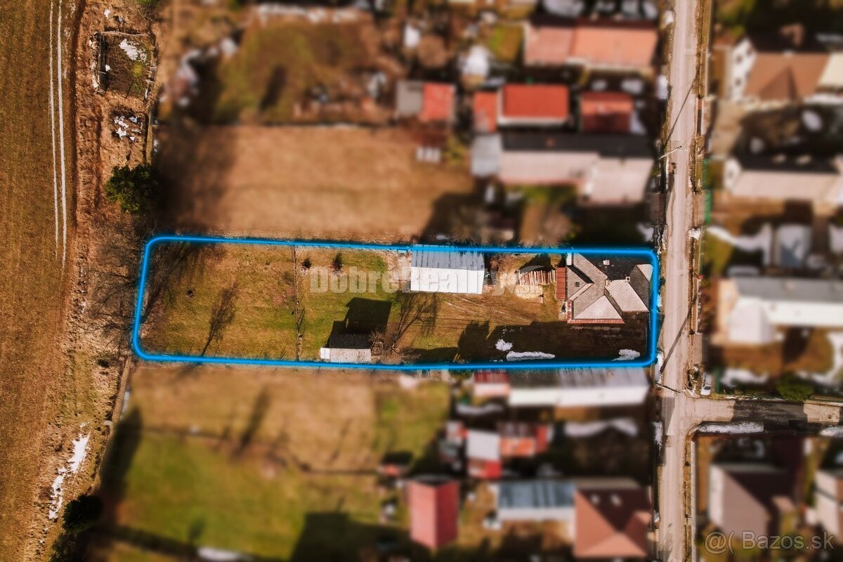 ZNÍŽILI SME PRE VÁS CENU Veľkometrážny rodinný dom s projek - 11