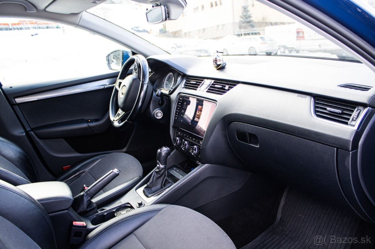 Škoda Octavia Combi 2.0 TDI Style. - 11