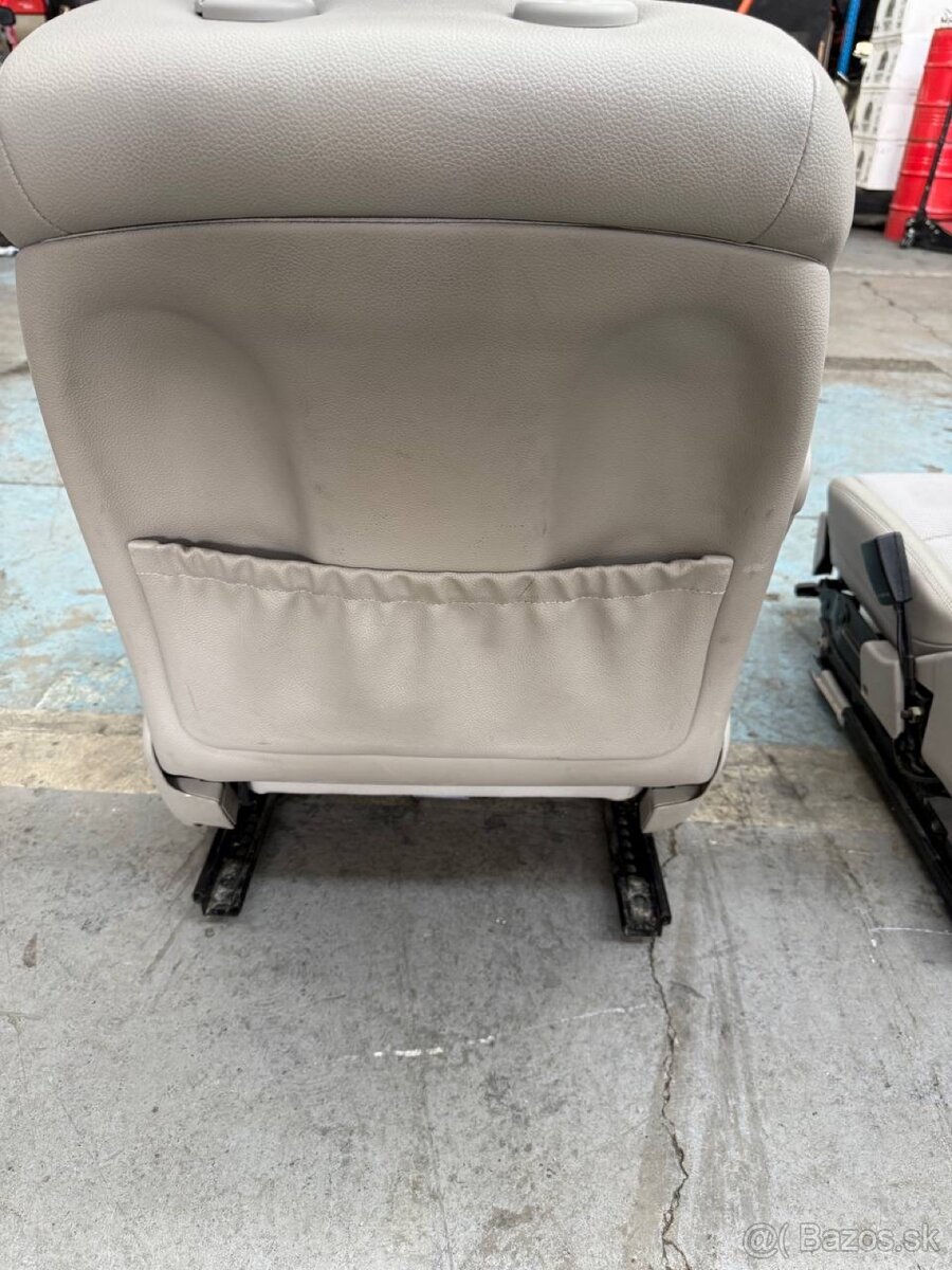 Sedadla Mercedes-Benz W211 sedan facelift - 11