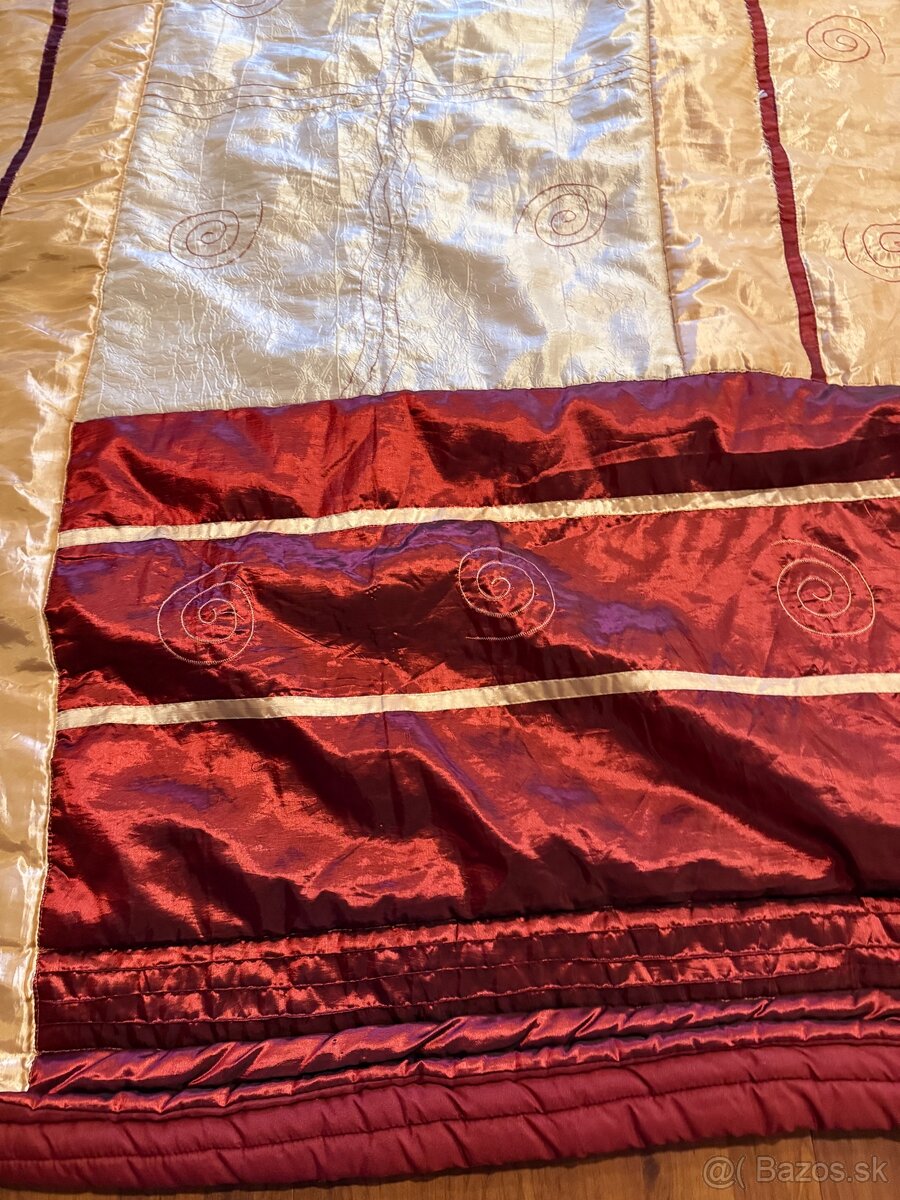 Luxusný obojstranný prehoz na posteľ – 240 × 210 cm - 11