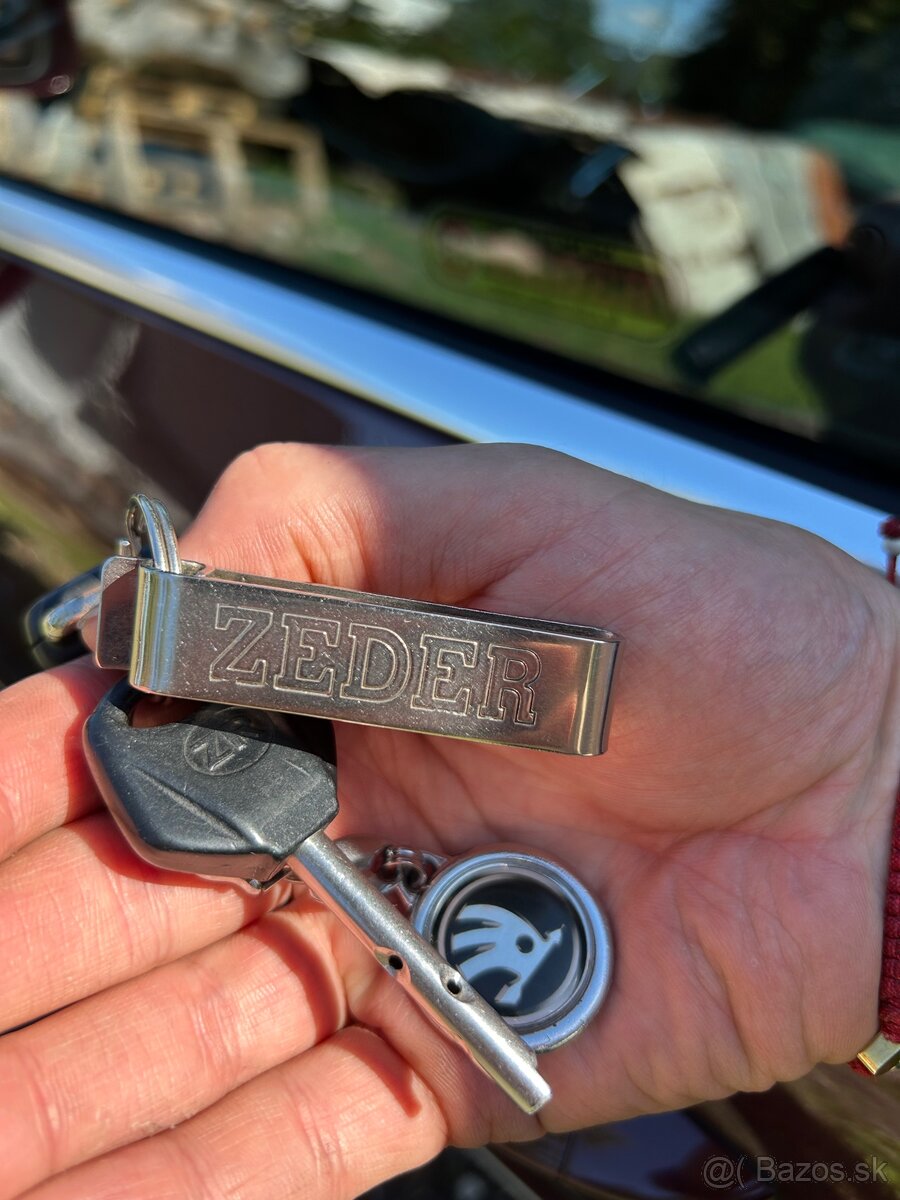 Škoda Superb Combi 2.0 TDI DSG - 11