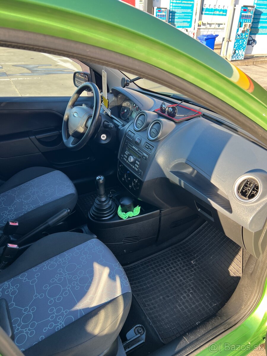 Ford Fiesta 1.4 TDCi – NÍZKY KM – TOP STAV – STK 11/2026 - 11