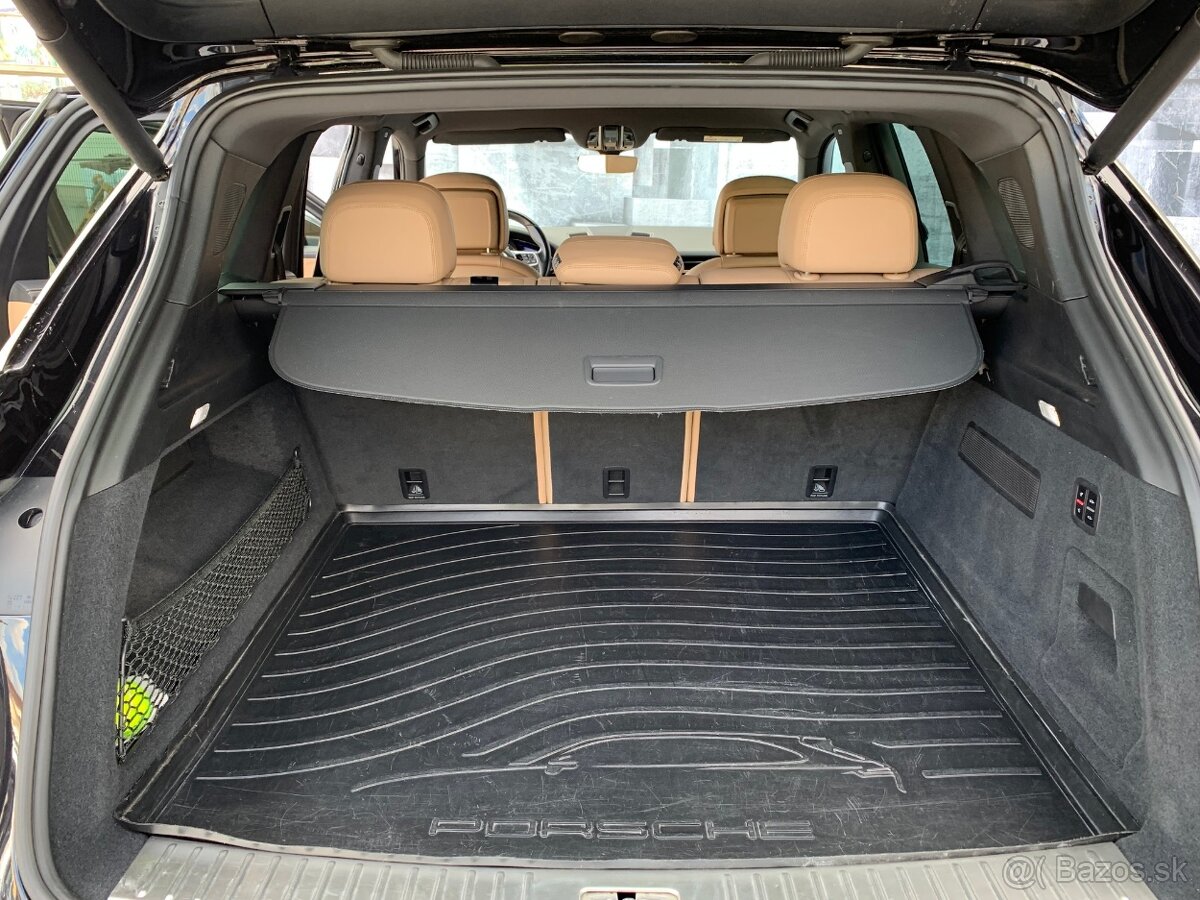 Porsche Cayenne 3.0i, 250KW, VZDUCH, ZÁRUKA - 11