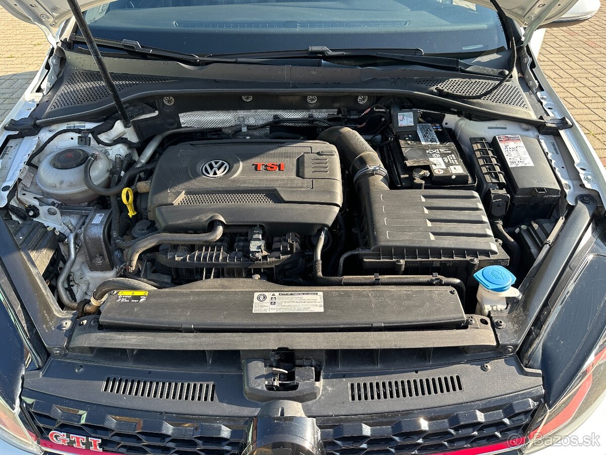 VW Golf 7.5 Gti Performance - 11