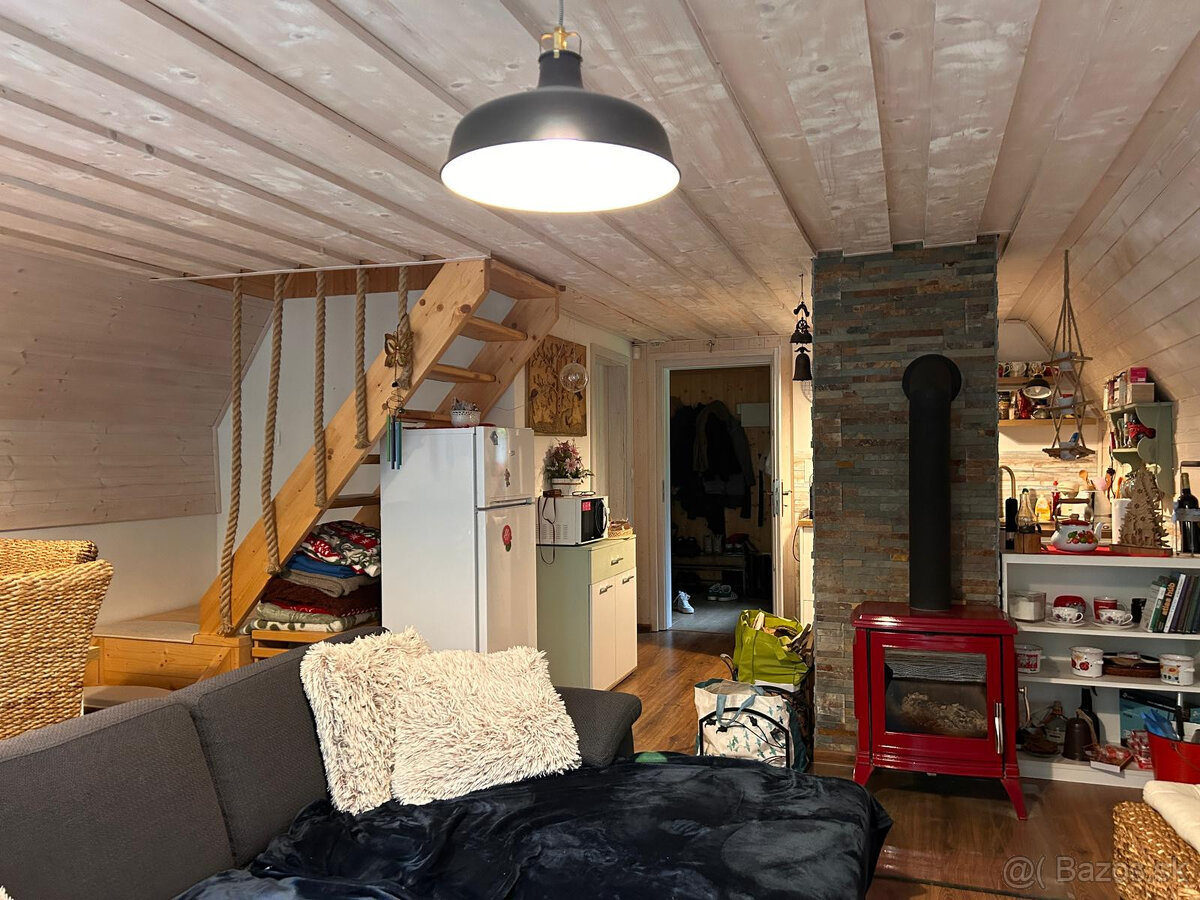 NA PREDAJ: REKREAČNÁ CHATA HORNÁ LEHOTA,KRPÁČOVO NÍZKE TATRY - 11