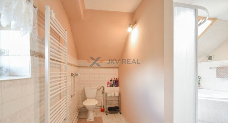 Rodinný dom na predaj - 11