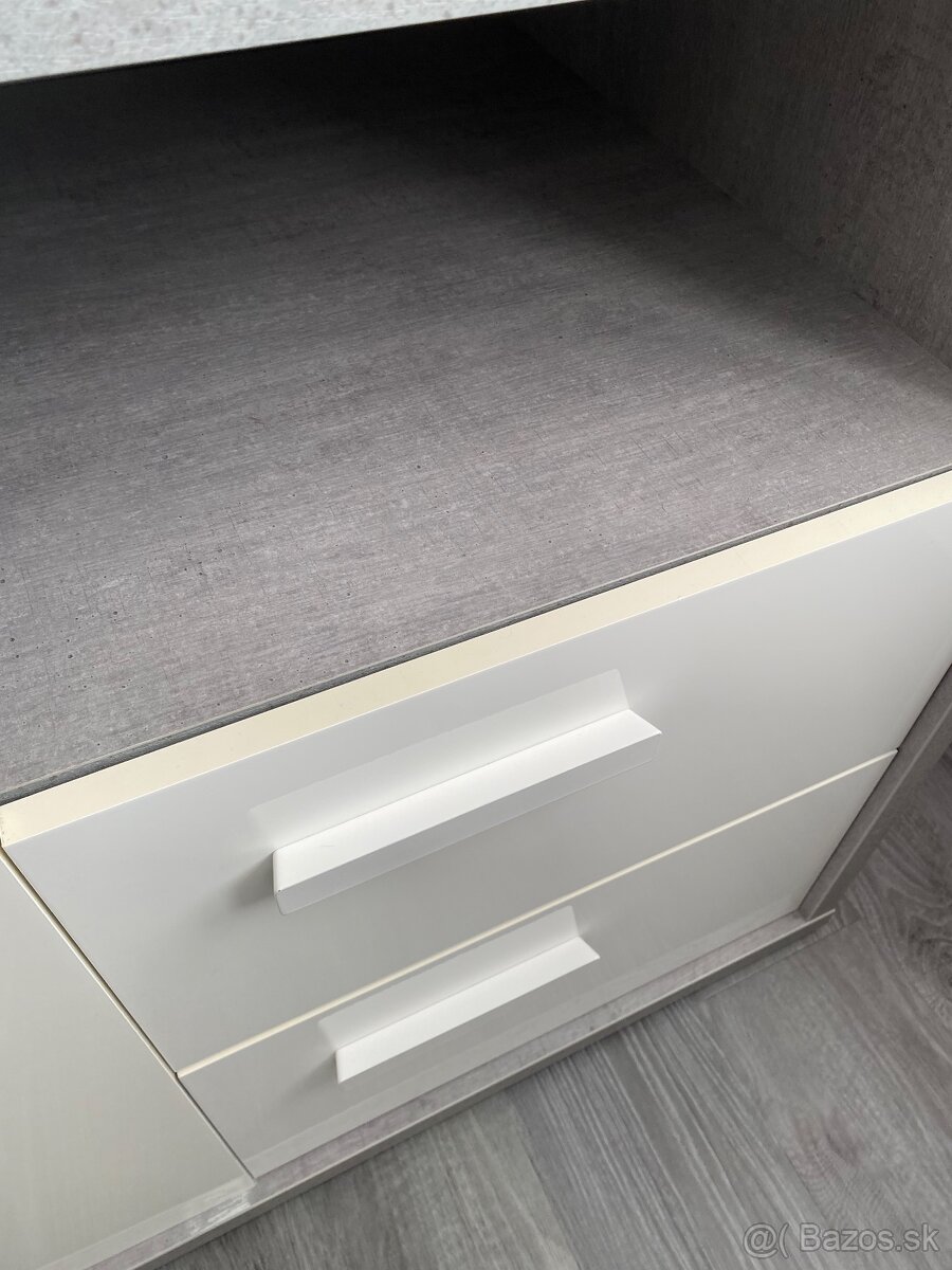 Detská izba bielo-siva - 11