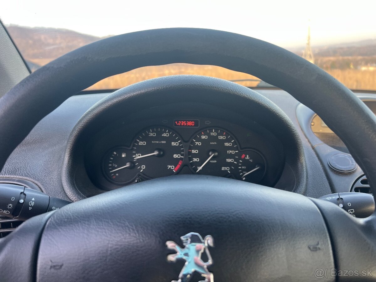 Peugeot 206 – 1.4 benzín (55 kW) - 11