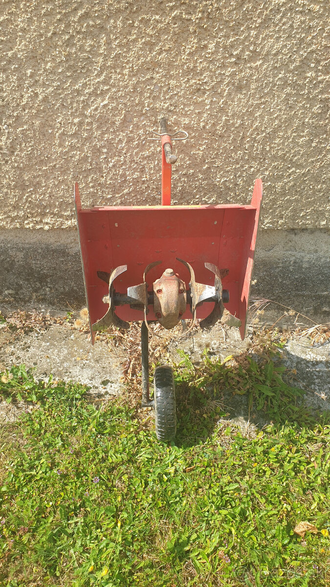 Predám malotraktor Vari 1993 - 11