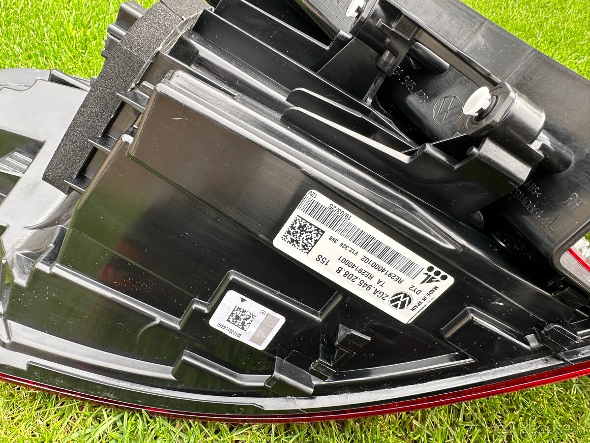 IQ light zadne svetla VW T-ROC original nove - 11