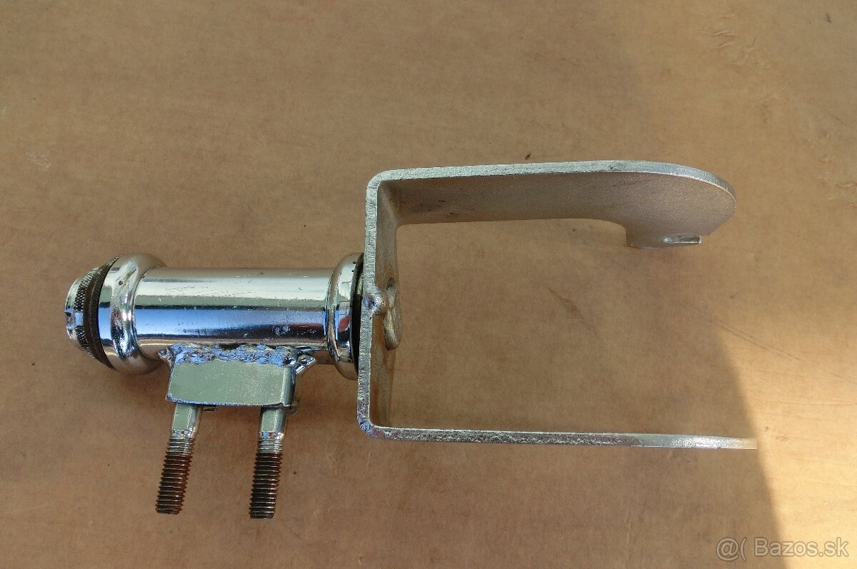 Rôzne staré retro náradie . - 11