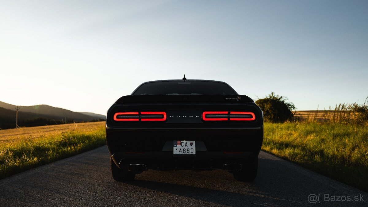 2021 Dodge Challenger ScatPack 6.4 V8 6st. Manuál - 11