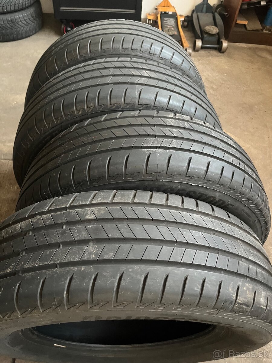 225/65R17 Bridgestone letne - 11