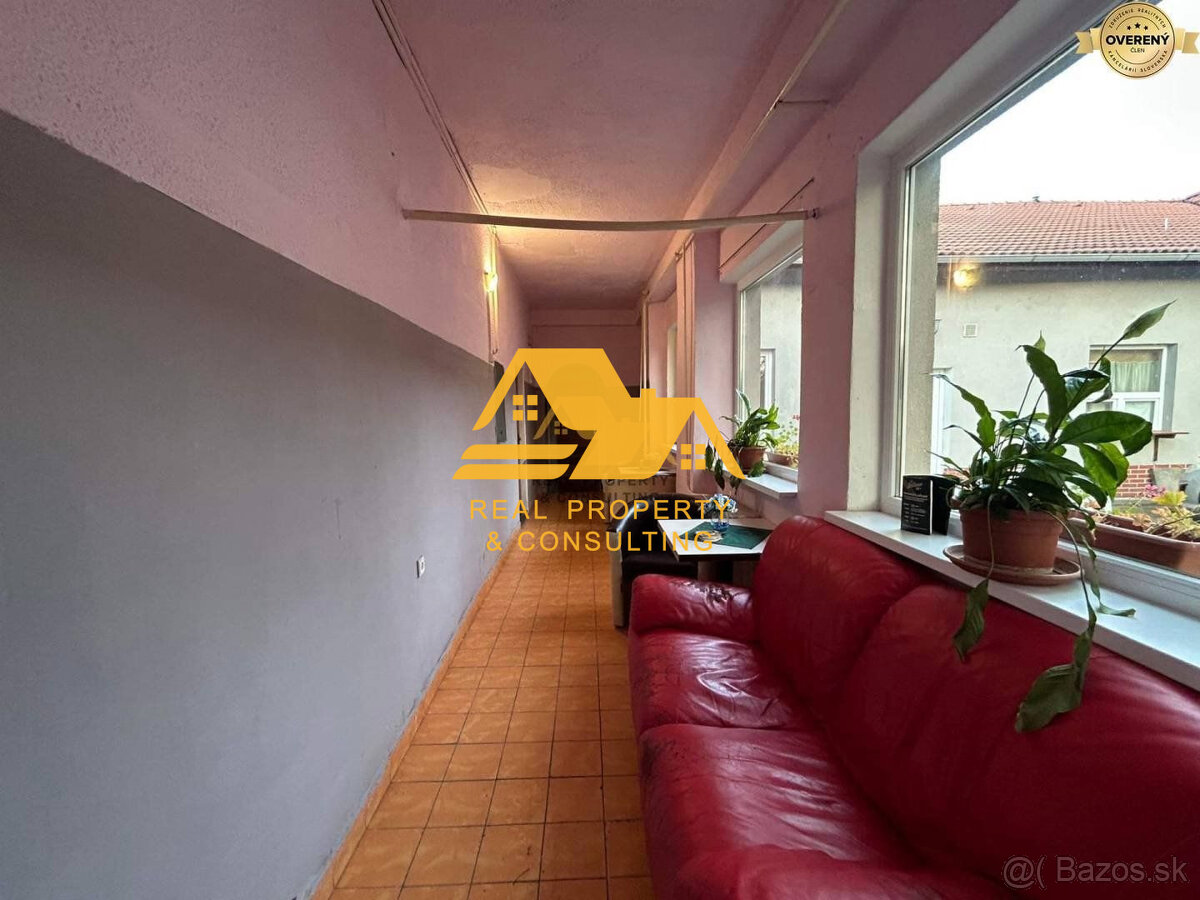 Predám podnikateľský objekt v obci Dubník - 11