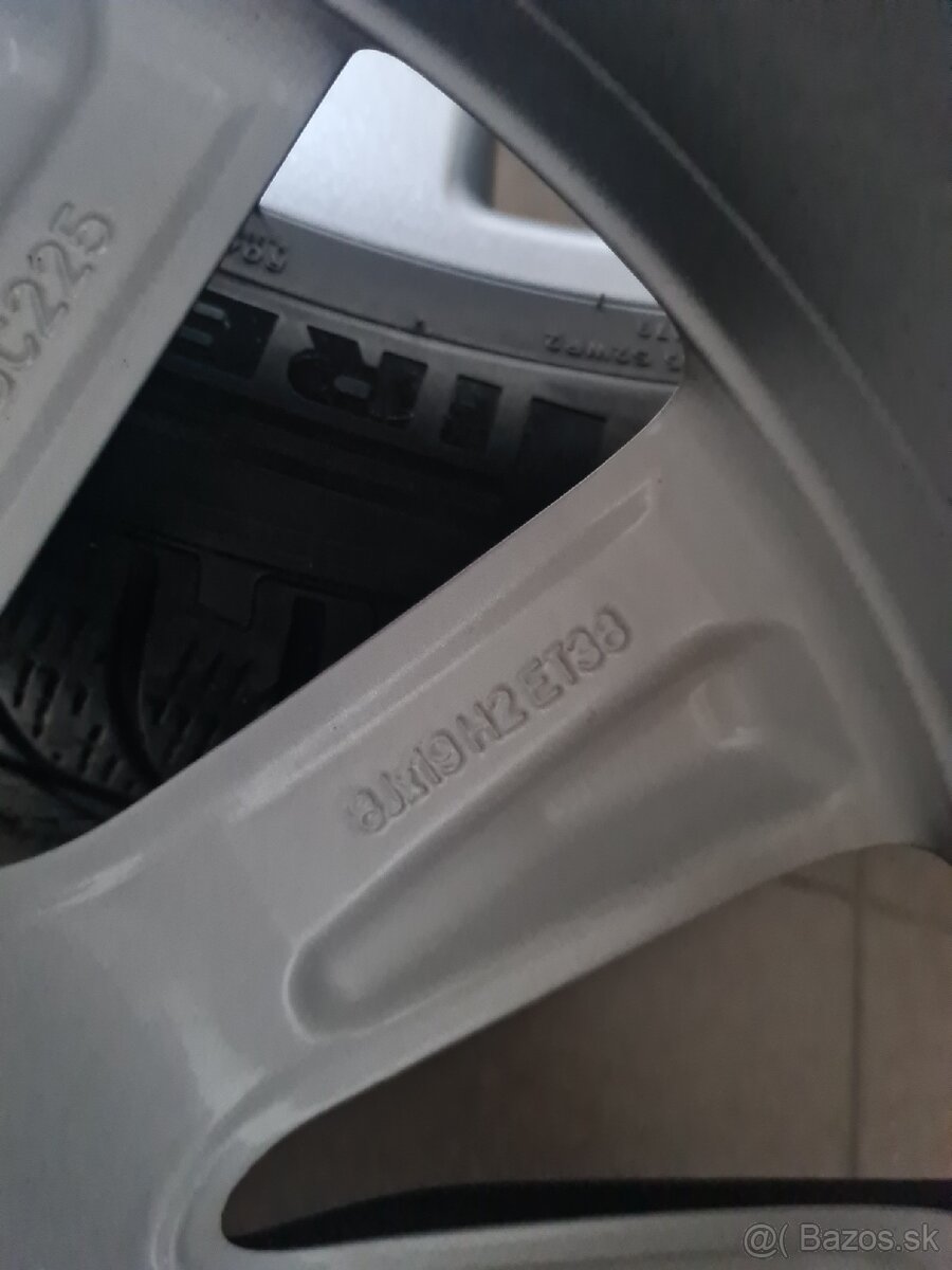 Mercedes GLC r19/w253/w213/Zimné 235/55 R19
5x112 r19 - 11