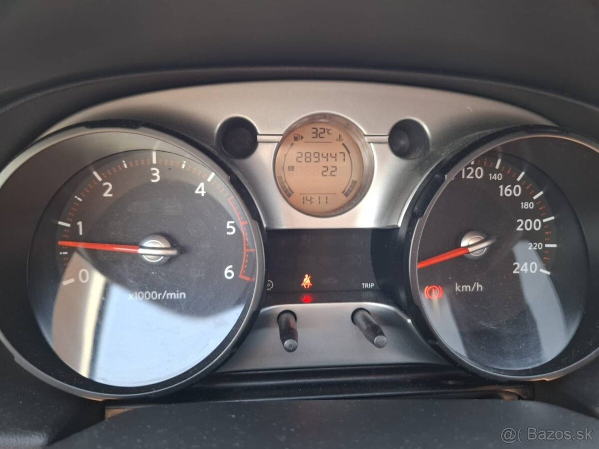 Nissan Qashqai 2.0 dCi Acenta 4x2 - 11