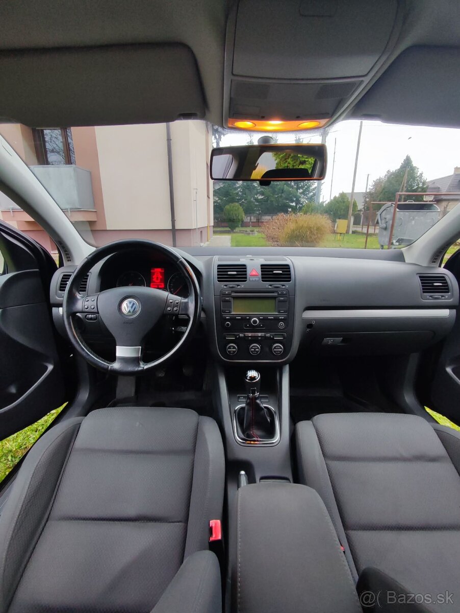 Ponúkam na predaj Golf V - 11